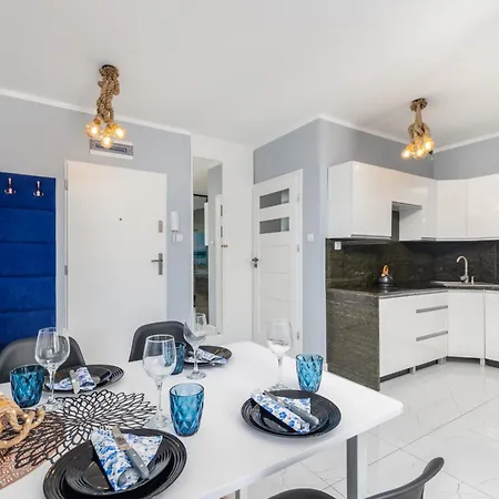 Kapitanski Mostek Pet-friendly By Renters Apartment Kolobrzeg